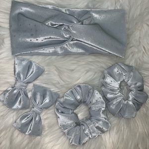 Set: headband, scrunchies and pins